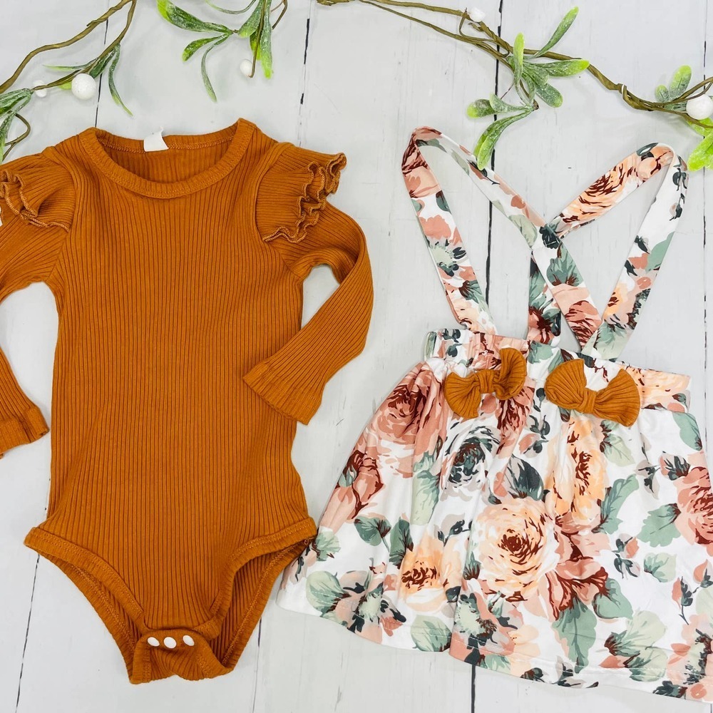 Shein Baby Ruffle Trim Bodysuit & Floral Bow Front Pinafora Skirt 9/12 months - Picture 8 of 8